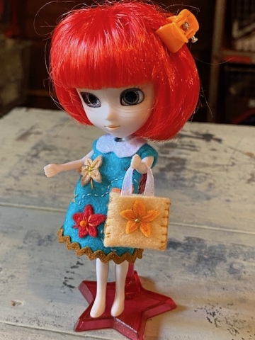 Petite Pullip - Fancy Fall Dressed Doll