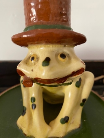 The Unusuals - Early Watcomb Match Striker - Frog