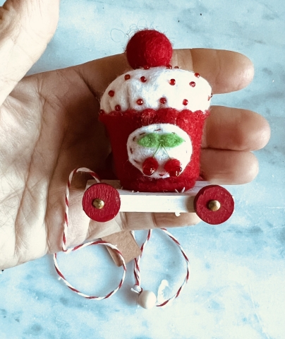 Picture of Cherry Cakes - a pull toy - OOAK by Jody Battaglia