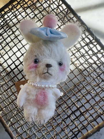 Picture of Kip Bunny Parfait Pal - ooak Art Toy by Ilaria Giostrella 