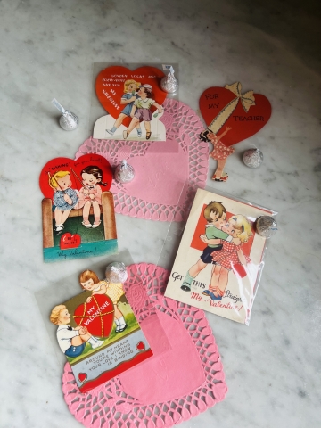 Picture of Vintage Valentines - treat lot J