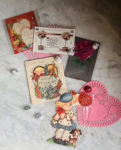 Picture of Vintage Valentines - treat lot L