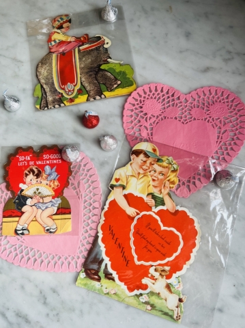 Picture of Vintage Valentines - treat lot X