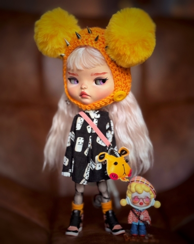 Picture of "BLUSH" - Custom Authentic NEO Blythe Doll (Takara) by SplatterGirl 