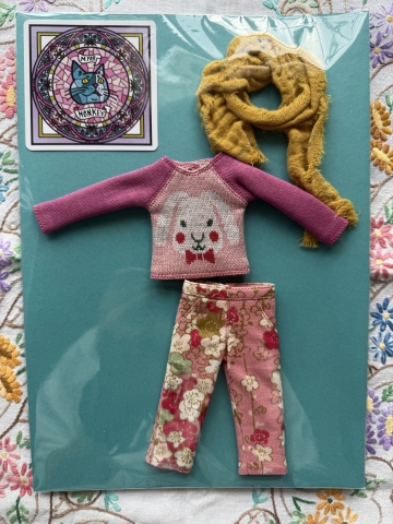 Picture of "Bunny Sakura" for Neo Blythe  - by M for Monkey   