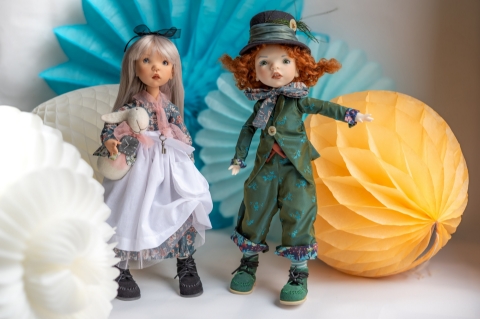 Picture of EXCLUSIVE NEW - "Wonderland's Alice and her Rabbit & Hatter Set" - LE 3 Sets  SPOONS Collection - TWO DOLLS 42cm/16.5" BJD by Zwergnase - Bonus