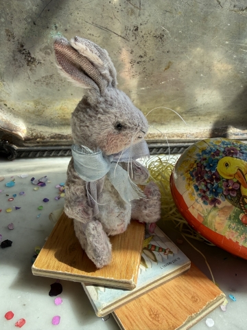 Picture of Peter Bunny - ooak rabbit by Widdershin Bears
