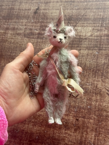 Picture of "Tessie Two Tone" - ooak art teddy by Letty Worley 